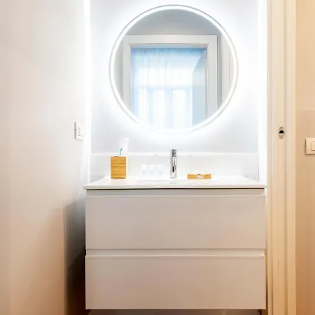 Easyhomes - Botta Apartment Mailand