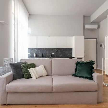 Easyhomes - Botta Milão